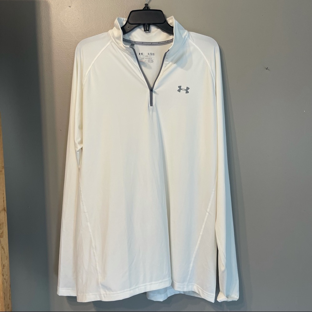 Under Armour 1/4 Zip Like New XL